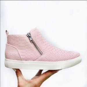 Matisse Goya hightop Anthropologie 7.5